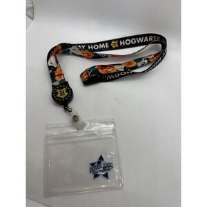 Harry Potter Hogwarts Lanyard w/ Retractable Badge Holder Universal Studios